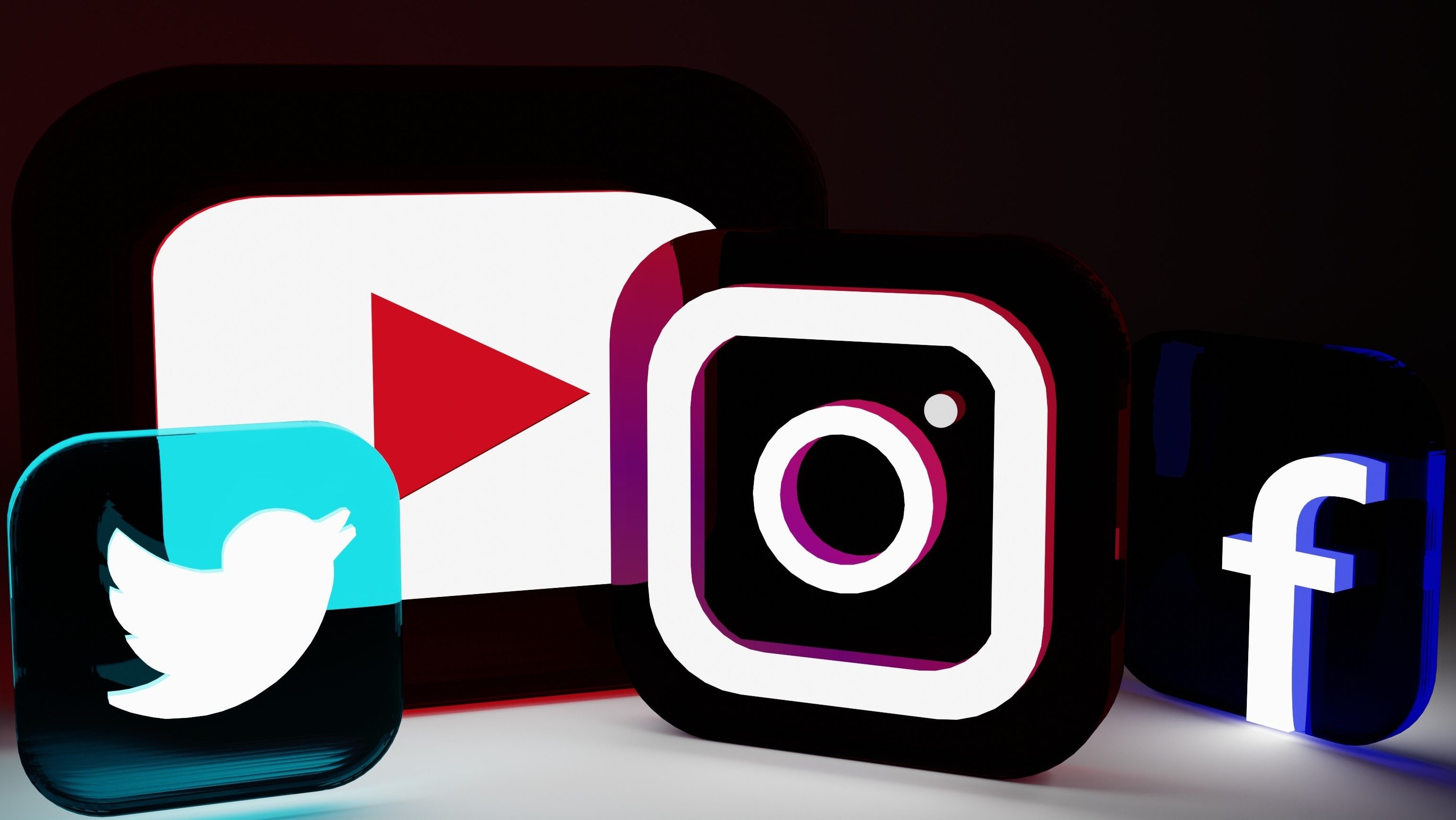 De sociale media van de afgelopen 10 jaar (infographic)